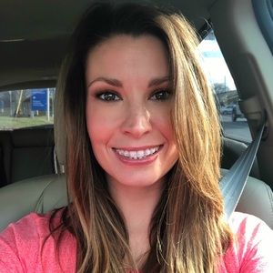 Meet your Posher, Dyandra